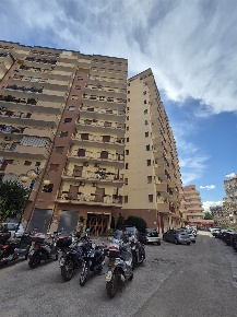 Foto Appartamento a Palermo Noce di 170 m² con 9 locali in vendita