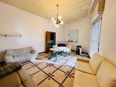 Foto Appartamento in Via Forlanini, Comiso Centro di 120 m² con 4 locali