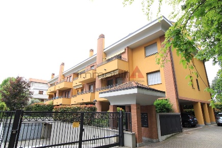 Foto Appartamento a Monza di 40 m² con 1 locali in affitto