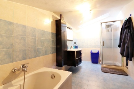 Foto Appartamento in Via Matteotti, Busnago di 120 m² con 4 locali