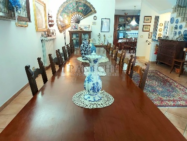 Foto Villa a schiera a Asciano di 230 m² con 9 locali in vendita