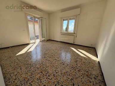 Foto Appartamento in Via Venezia, Riccione Papini - Oltremare di 100 m²