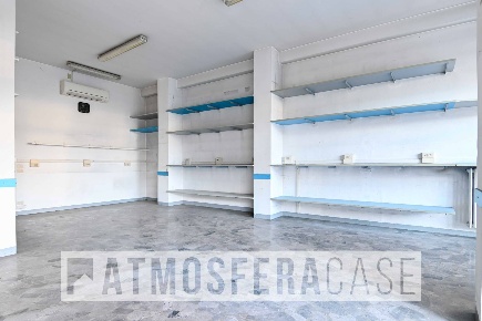 Foto Negozio in Via Marzabotto, Bergamo Conca Fiorita di 60 m² con 1 locali