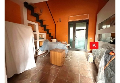 Foto Locale commerciale in via Martucci, Santa Maria Capua Vetere di 38 m²