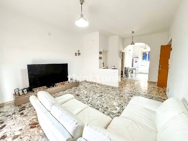 Foto Appartamento in Via Venezia, Siracusa Borgata - Santa Lucia di 116 m²