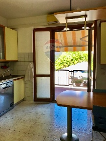 Foto Appartamento a Osimo San Biagio di 135 m² con 5 locali in affitto