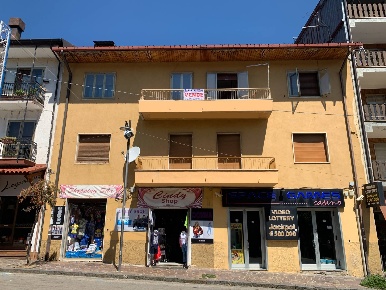 Foto Appartamento in VIA DEL TURISMO, Spezzano della Sila di 165 m²