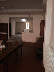 Foto Attività commerciale a Forlì di 100 m² con 2 locali in affitto