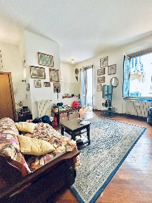 Foto Appartamento in Via Giulio Carcano, Milano di 94 m² con 3 locali