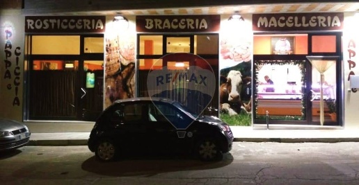 Foto Attività commerciale a Laterza di 140 m² in vendita