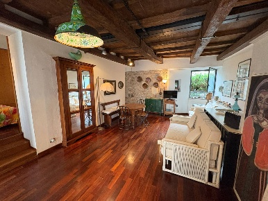 Foto Appartamento in via Giuseppe Garibaldi, San Felice Circeo Centro