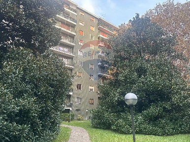 Foto Appartamento in via pordenone, Milano Udine di 127 m² con 4 locali
