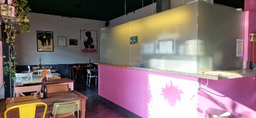 Foto Negozio in Via Ruggero Bonghi, Milano di 179 m² con 6 locali