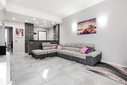 Foto Appartamento in Via Antonio Gramsci  50, Rho San Giovanni di 105 m²