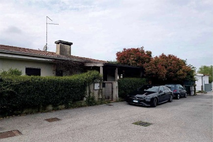 Foto Villa a schiera in via augusto cesare 12, San Michele al Tagliamento