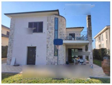 Foto Villa unifamiliare in Via Provinciale Vicarese 14, Vicopisano Caprona