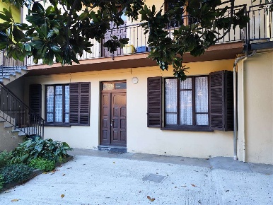 Foto Appartamento in Via Caduti per la Libertà, Verrès Centro di 80 m²