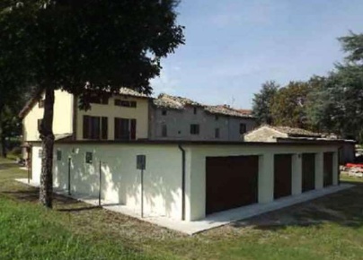 Foto Case indipendenti in Strada Langhirano, Parma Montanara - Cinghio