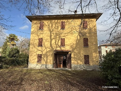 Foto Casa indipendente in Via Gabriele D'Annunzio, Traversetolo Centro