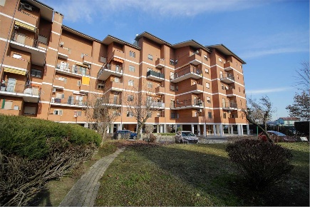Foto Appartamento in Via Genova 51, Volpiano di 86 m² con 3 locali