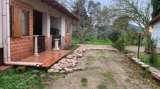 Foto Villa singola in rezza, Santa Cristina Gela di 400 m² con 8 locali