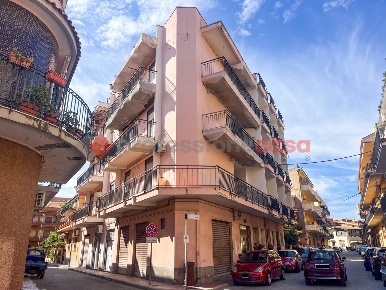 Foto Attico in Via Onorevole G. Paratore 9, Milazzo Centro di 100 m²
