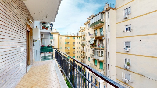 Foto Appartamento in Francesco Cilea, Napoli Vomero di 100 m² con 3 locali