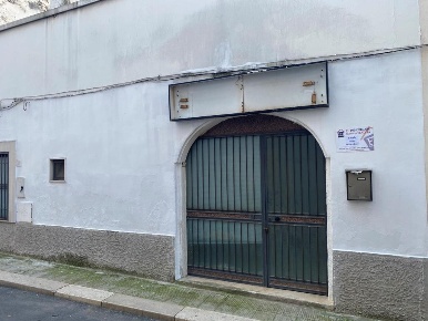 Foto Locale commerciale in Via Vincenzo Savino 2, Casamassima di 25 m²