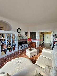 Foto Appartamento in Via Giuseppe Ravizza 73, Livorno Ardenza di 150 m²