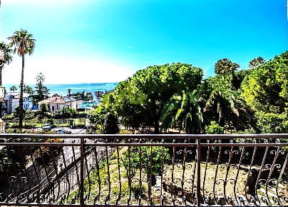 Foto Villa unifamiliare in Via Solaro 127, Sanremo Solaro di 600 m²