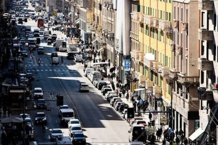 Foto Locale commerciale in Corso Buenos Aires, Milano Buenos Aires di 50 m²