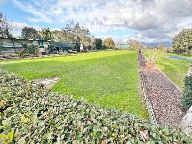 Foto Appartamento a Firenze Mantignano di 106 m² con 5 locali in vendita