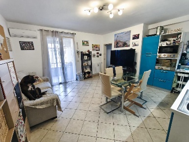 Foto Appartamento a Livorno Coteto di 71 m² con 3 locali in vendita