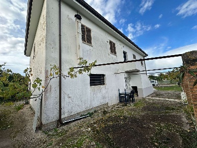 Foto Villa unifamiliare a Sperlonga di 130 m² con 4 locali in vendita