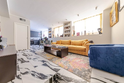 Foto Ufficio in VIA SAVONA, Milano Solari di 100 m² con 3 locali in vendita