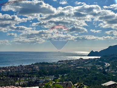 Foto Casa indipendente a Savoca di 52 m² con 2 locali in vendita