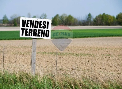 Foto Terreno agricolo in via Poggiolo, Poggio Torriana di 10000 m²