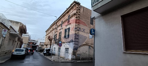 Foto Casa indipendente in Via Borgo Rurale Nuovo, Adelfia di 745 m²