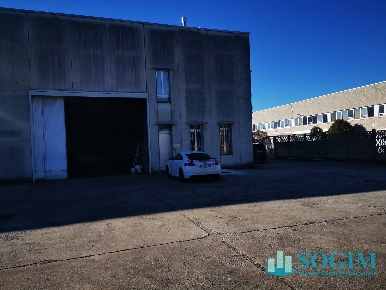 Foto Capannone industriale a Legnano di 2720 m² in affitto