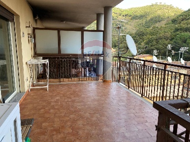 Foto Appartamento in c.da san michele, Messina Giostra di 133 m² in vendita