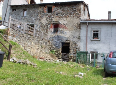 Foto Rustico in via Anna Maria Ponzinibio, Primaluna Centro di 98 m²