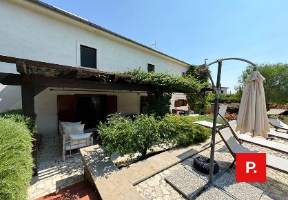 Foto Casa indipendente in via roma, Dragoni San Giorgio di 260 m²