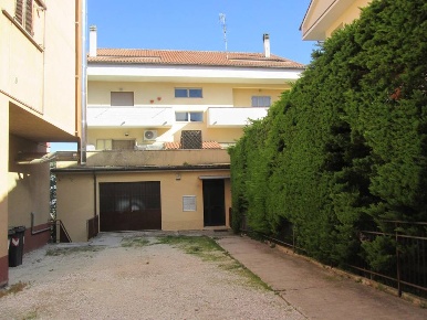 Foto Appartamento in Viale della liberta, Cupramontana Centro di 102 m²