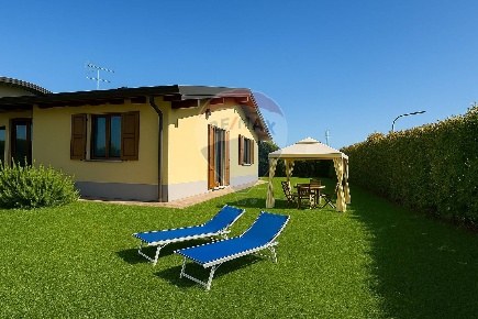 Foto Villa unifamiliare in via per rogeno, Costa Masnaga di 174 m²