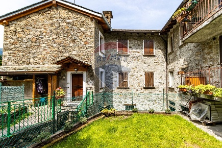 Foto Appartamento in via Arzo, Morbegno Arzo di 45 m² con 2 locali