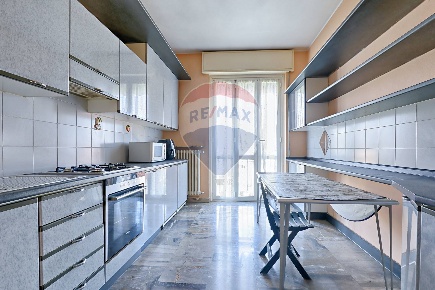 Foto Appartamento in VIA GORIZIA, Limbiate Centro di 115 m² con 4 locali