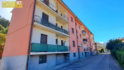 Foto Appartamento in Via Degli Abeti, Montorio al Vomano Centro di 137 m²