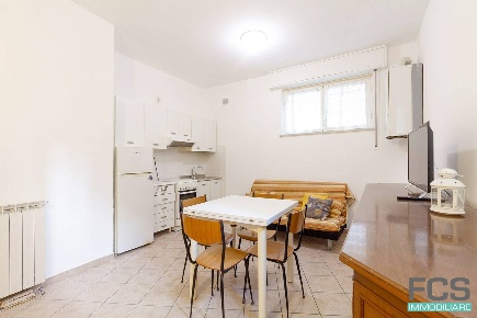 Foto Appartamento in Via Barabina, Finale Ligure Centro di 41 m² in vendita