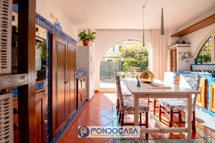 Foto Villa a schiera in Via Friuli, Montecorvino Pugliano Pratole di 350 m²