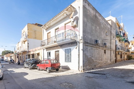 Foto Appartamento in Via Ancona, Siracusa Borgata - Santa Lucia di 86 m²
